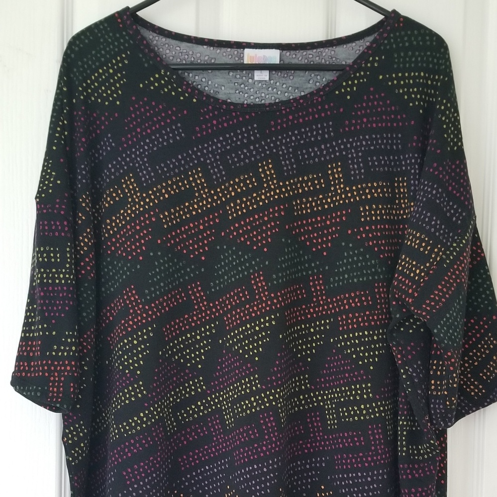 EUC Large LuLaRoe Irma
